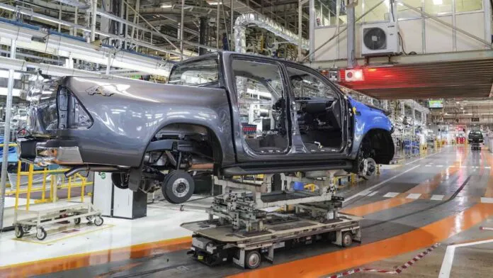 Fabrica-Toyota-696x392