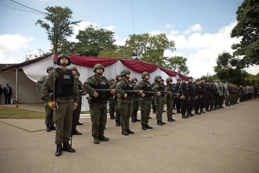 cb8951ae-b2c6-445c-ba6c-2c042ee60765