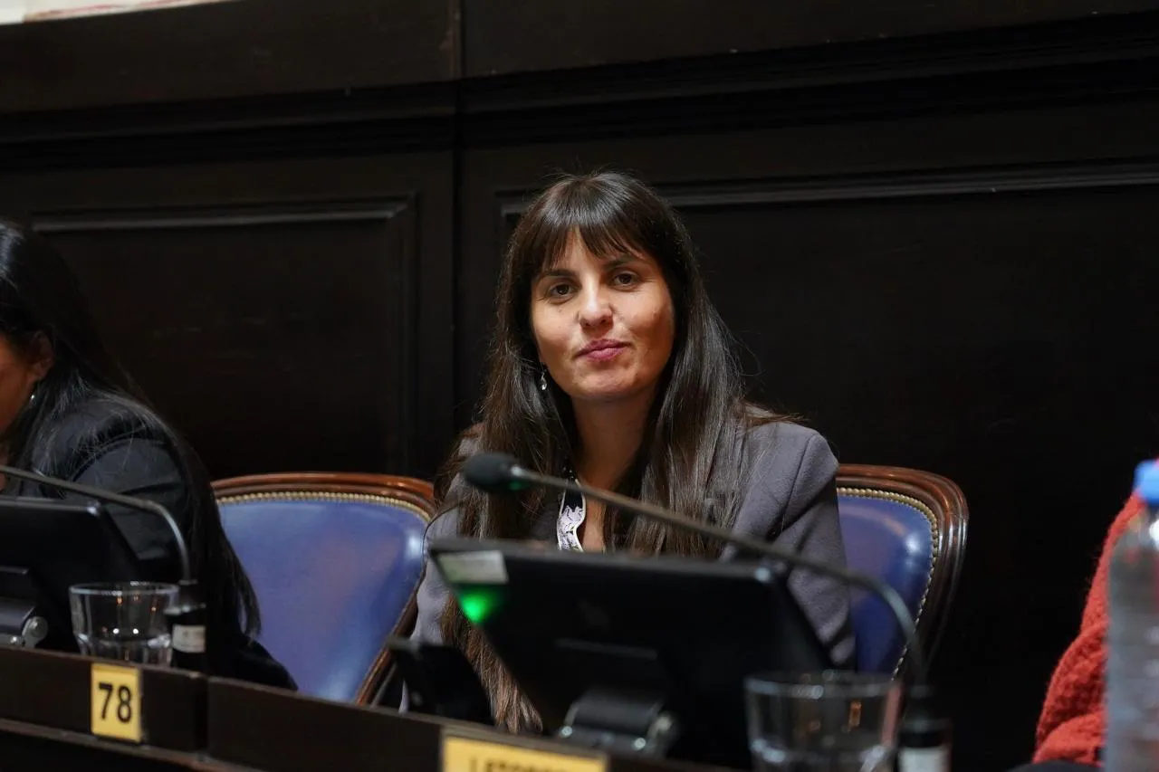 5bdeadb7-5a2e-4eb1-81cb-0e0b8604f2c2