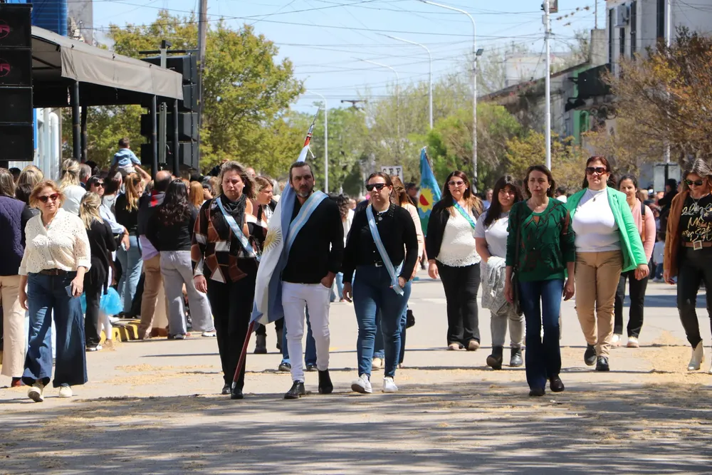 555385893_1238963011604923_547690064047348391_n