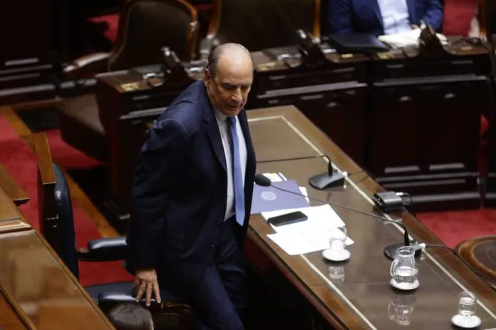 FRANCOS-LIBRAL-696x463